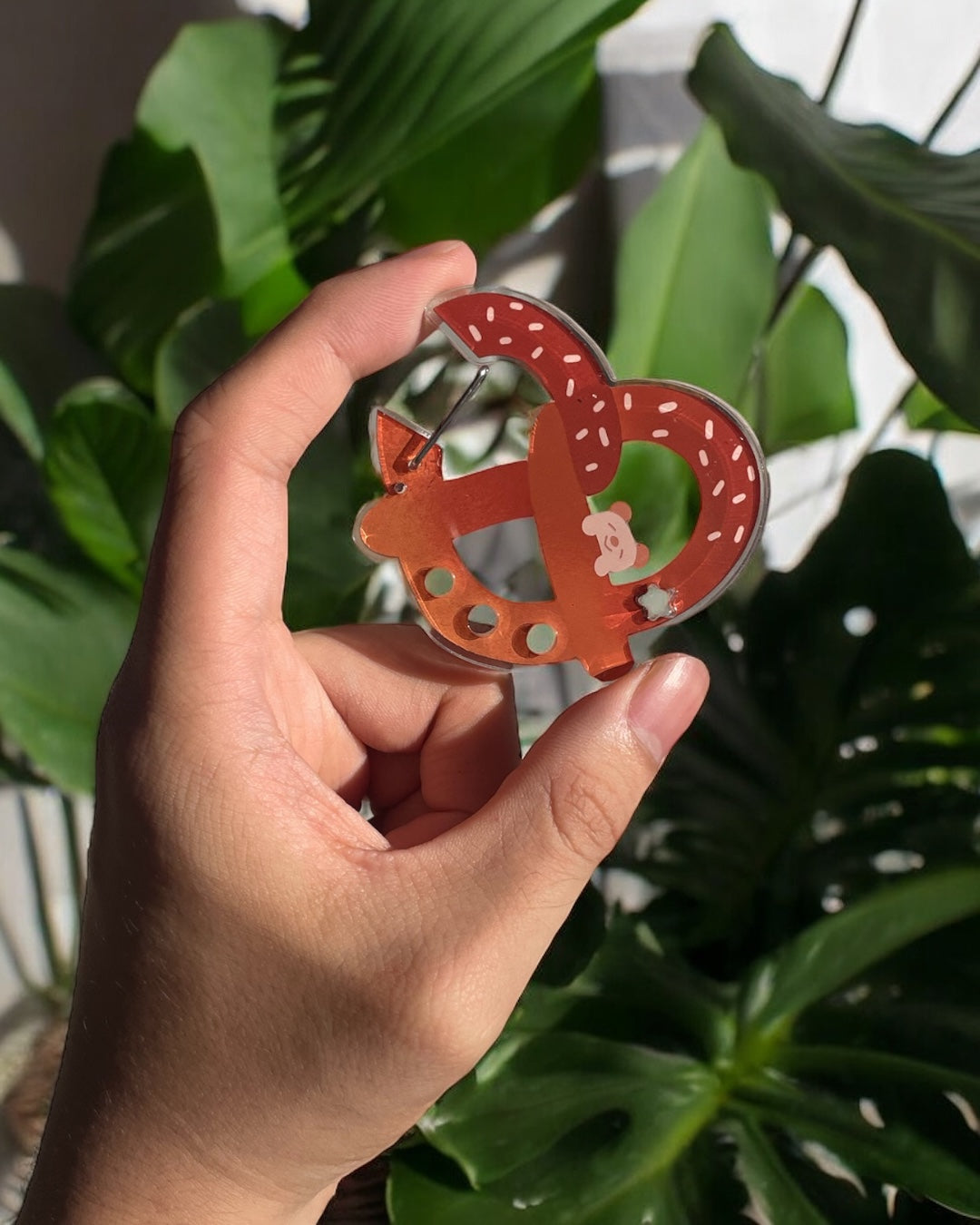 Pretzels Otter Acrylic Carabiner